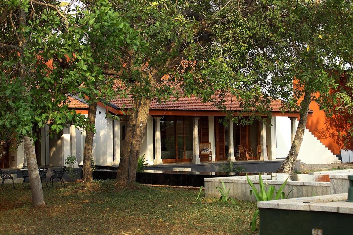 Baymaas Lake House Коччи Экстерьер фото